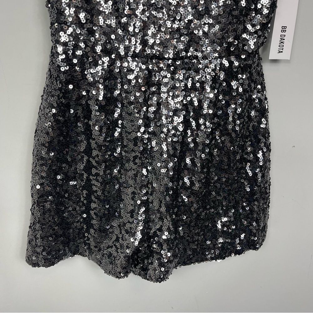 NWT BB Dakota Callan Sequin Romper Pewter Silver XS 2 Cocktail NYE Party Club - Picture 12 of 16